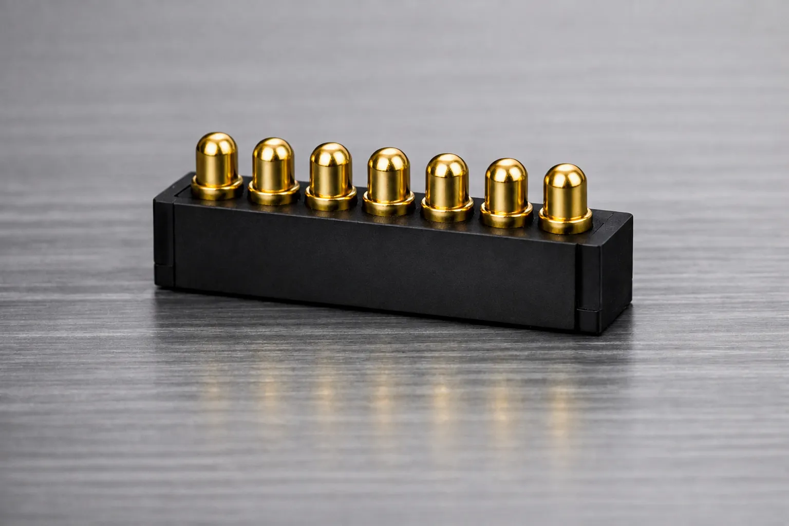 AI Glasses Magnetic Charging Pogo Pin Gold-plated Contacts Real Product Shot